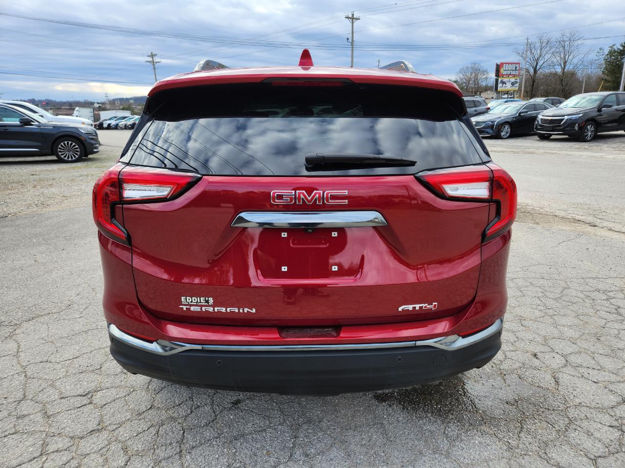 GMC Terrain AWD 4dr AT4 2024