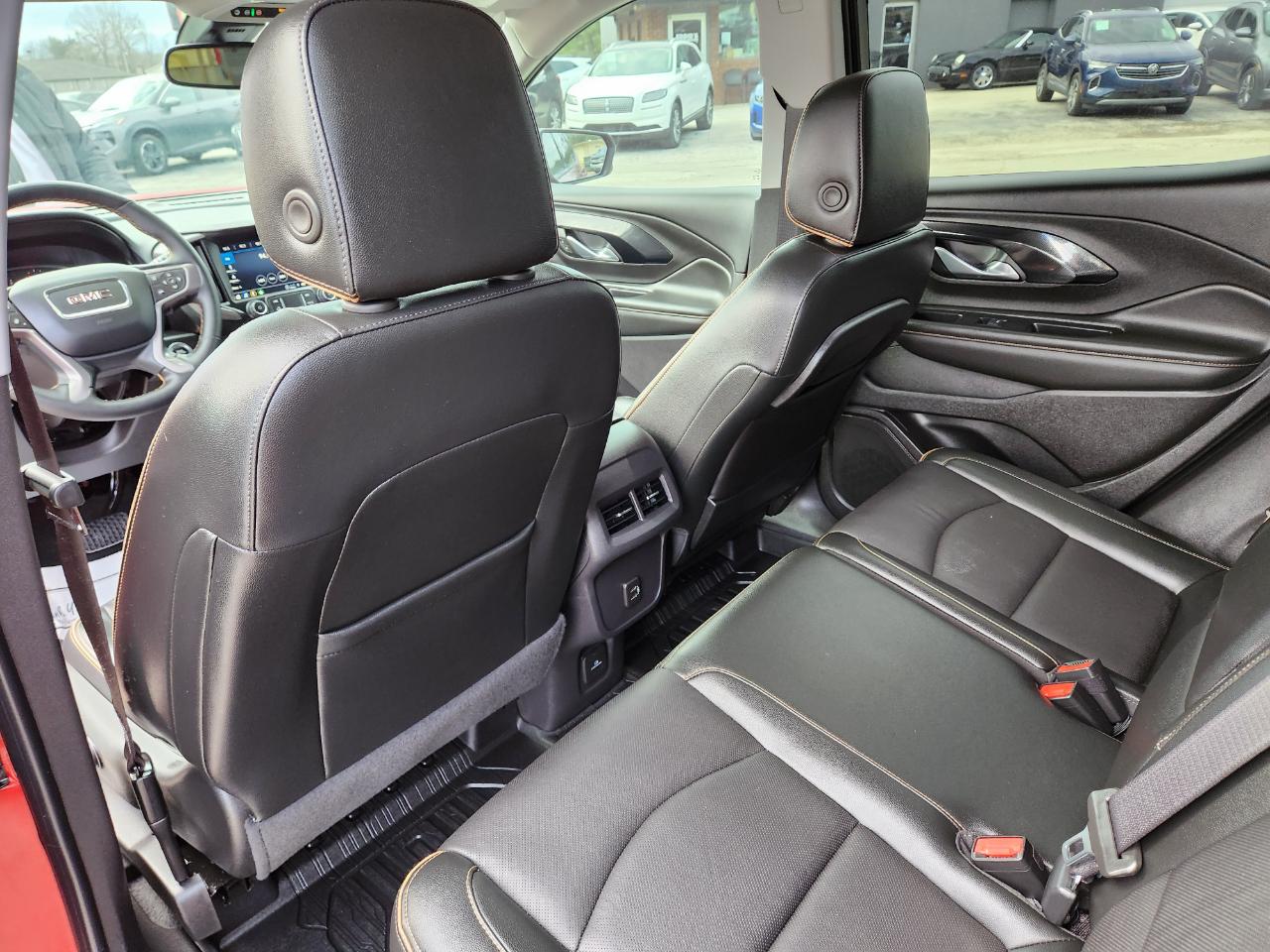 GMC Terrain AWD 4dr AT4 2024