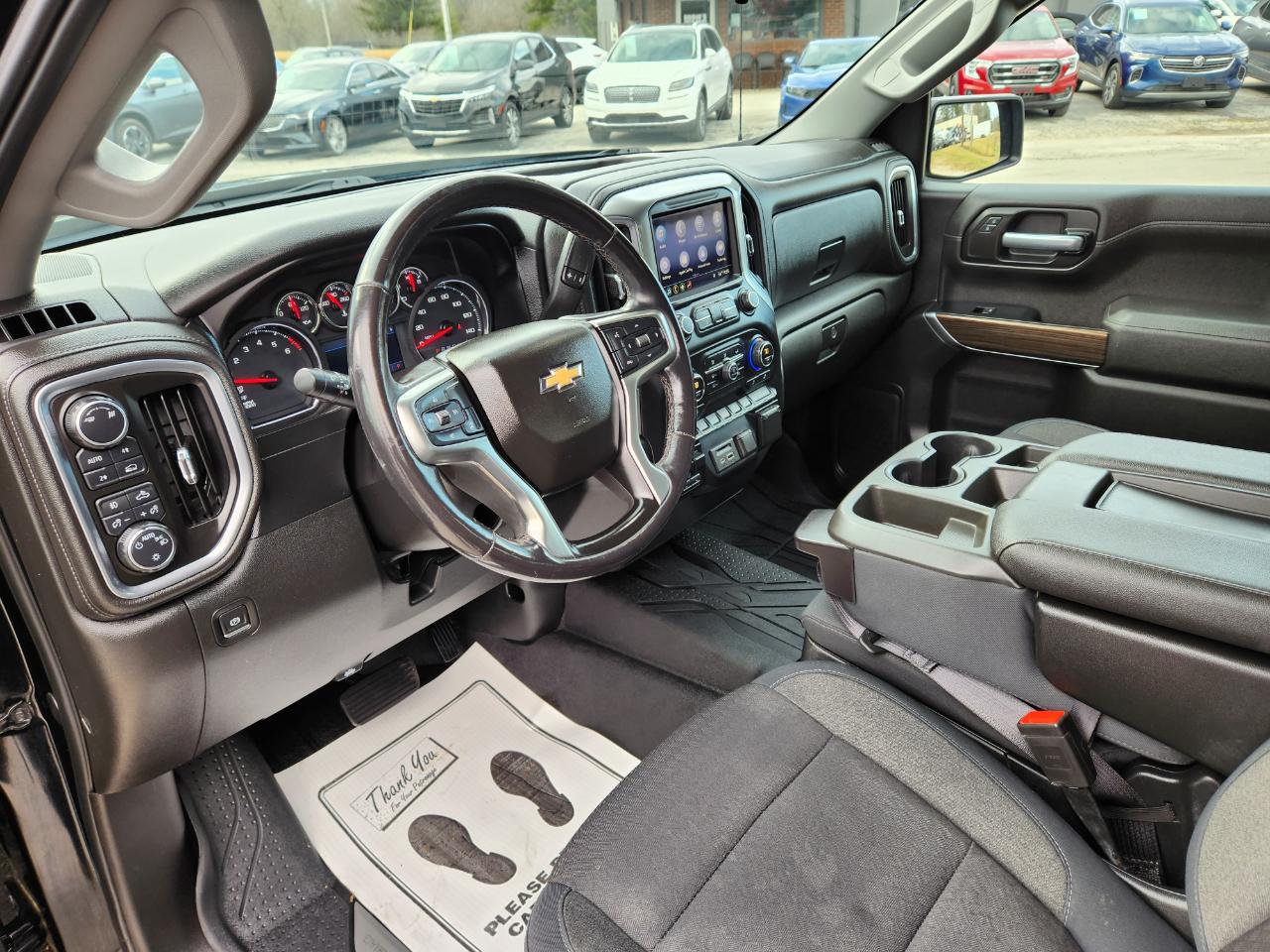 Chevrolet Silverado 1500 4WD Double Cab 147" LT 2019
