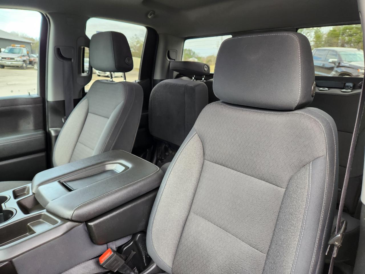 Chevrolet Silverado 1500 4WD Double Cab 147" LT 2019