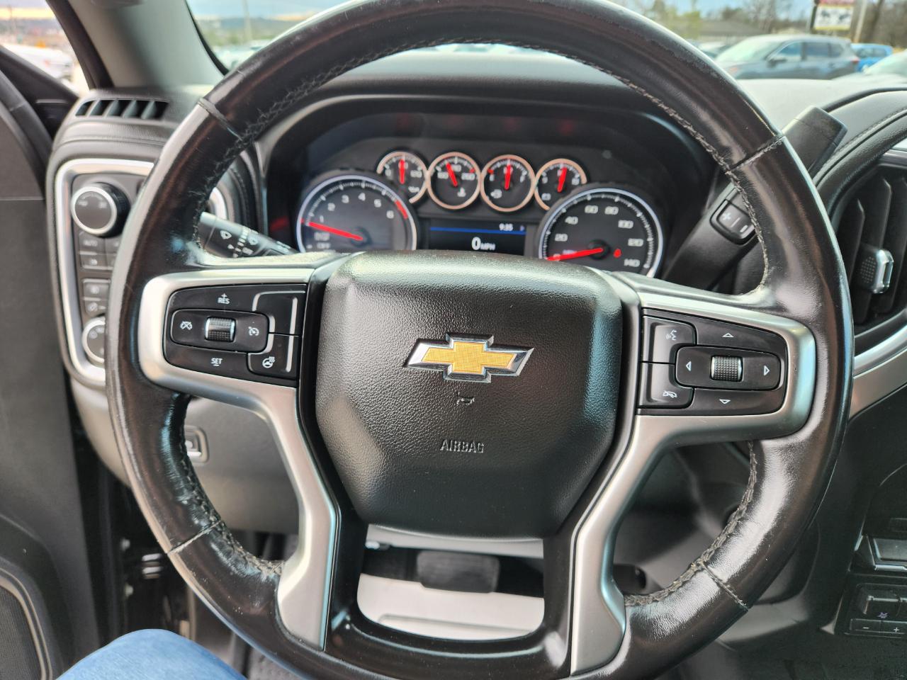Chevrolet Silverado 1500 4WD Double Cab 147" LT 2019
