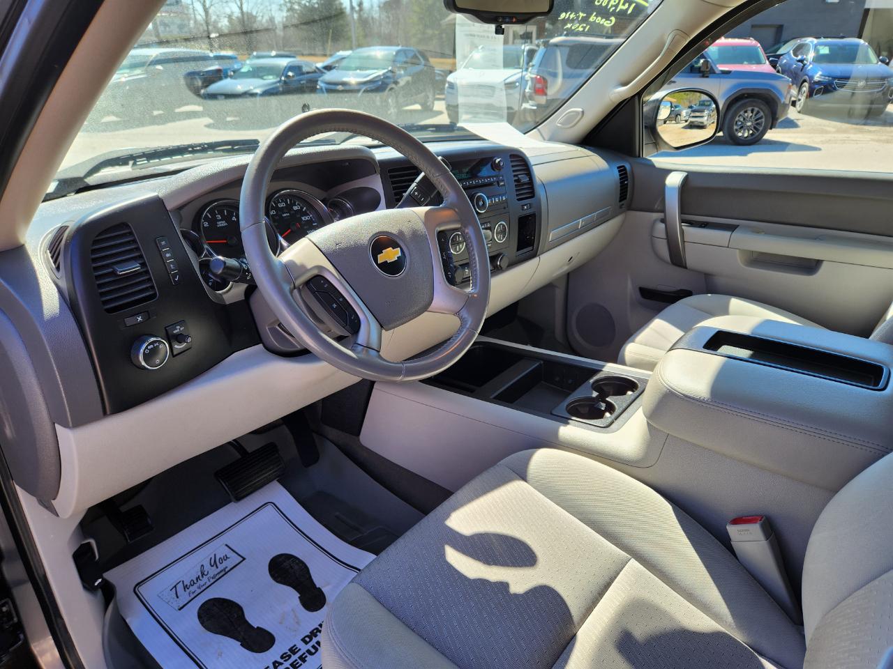 Chevrolet Silverado 1500 4WD Crew Cab 143.5" LT 2013