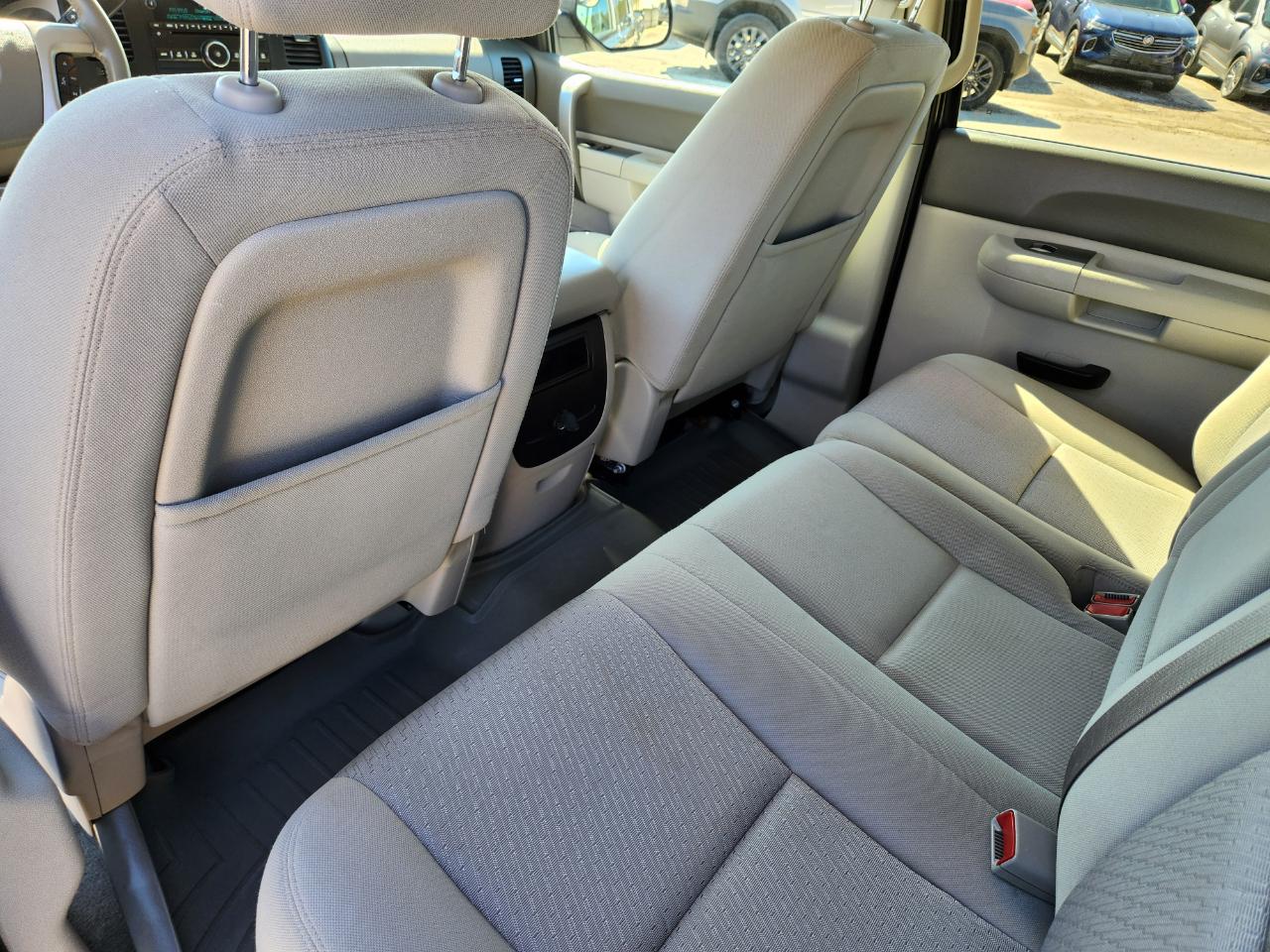 Chevrolet Silverado 1500 4WD Crew Cab 143.5" LT 2013