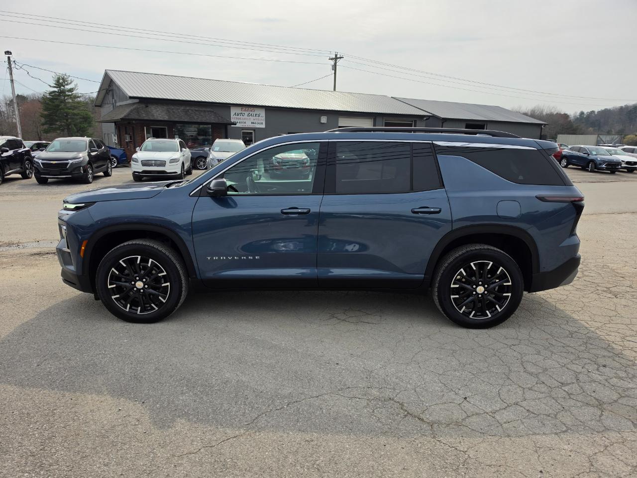 Chevrolet Traverse AWD 4dr LT w/2LT 2025