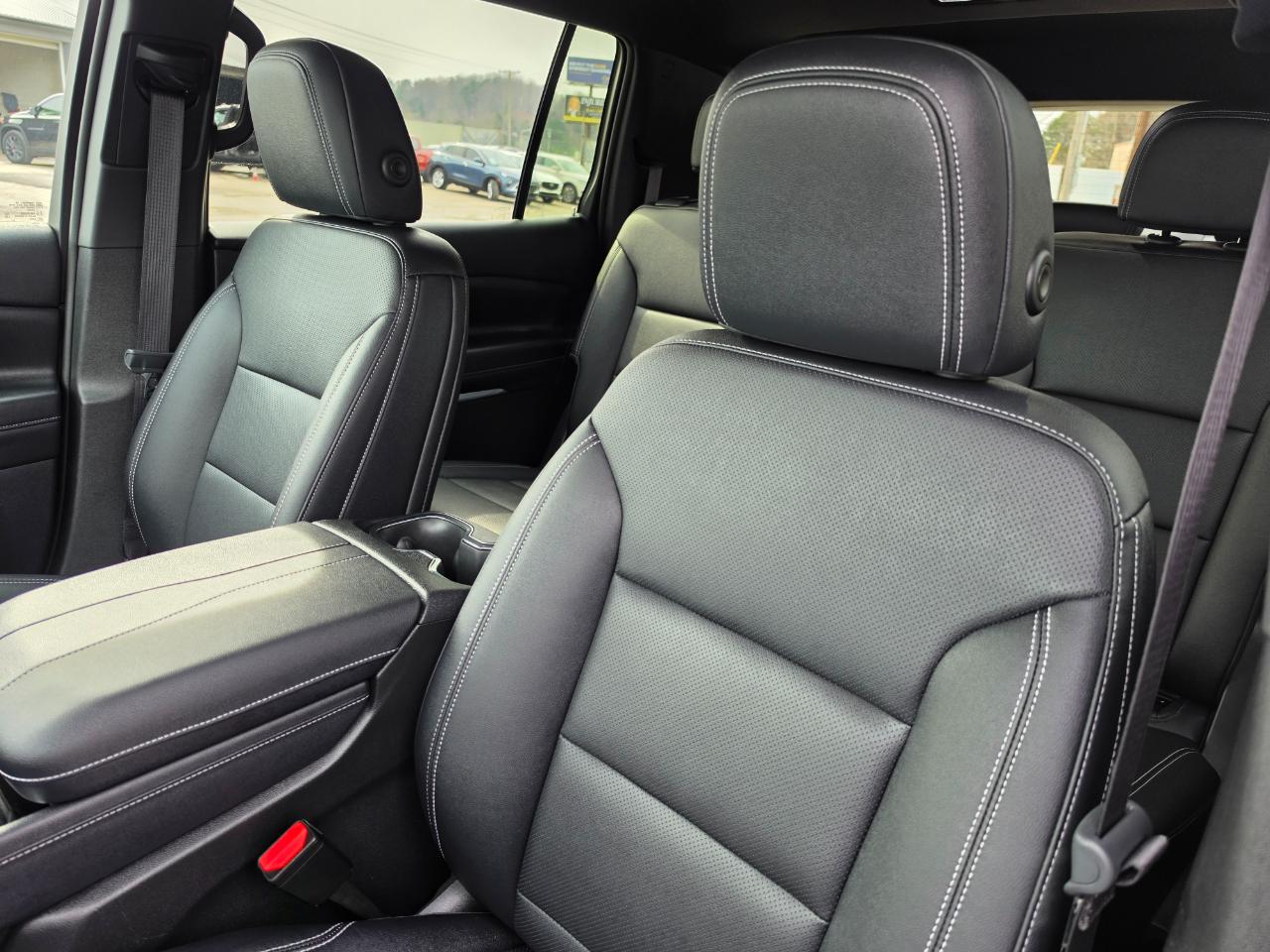 Chevrolet Traverse AWD 4dr LT w/2LT 2025