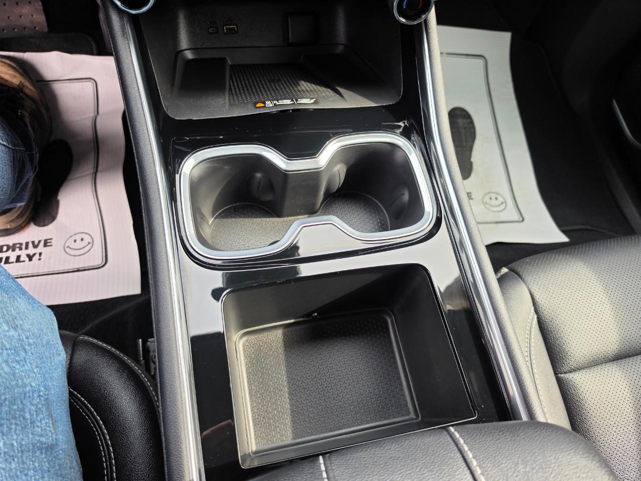 Chevrolet Traverse AWD 4dr LT w/2LT 2025