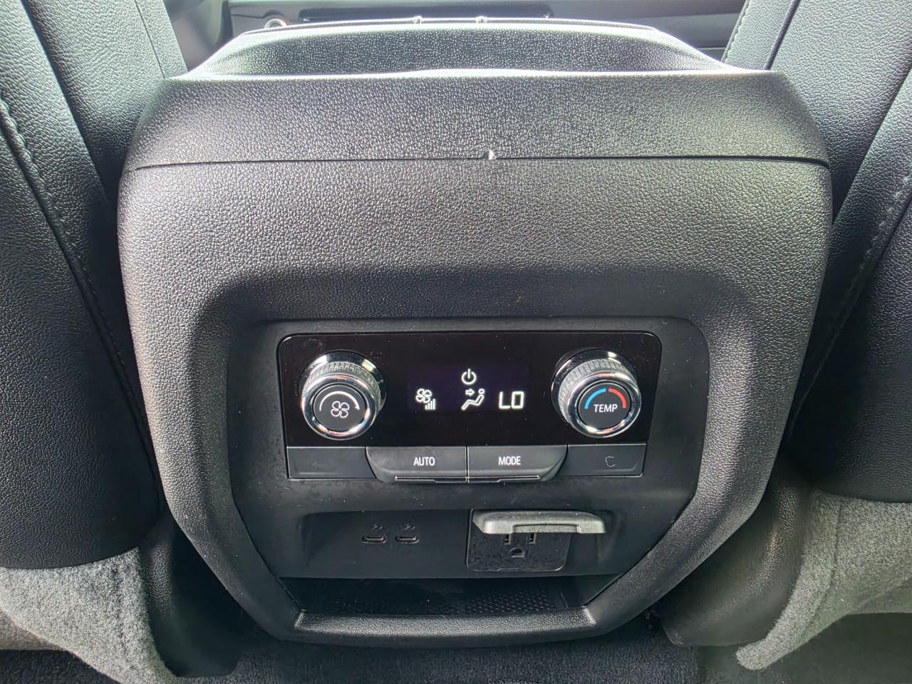 Chevrolet Traverse AWD 4dr LT w/2LT 2025