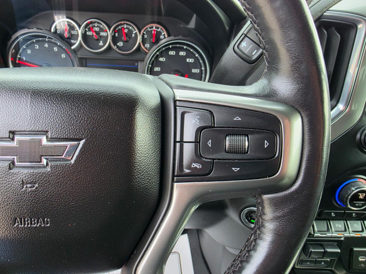 Chevrolet Silverado 1500 4WD Crew Cab 147" LT Trail Boss 2021