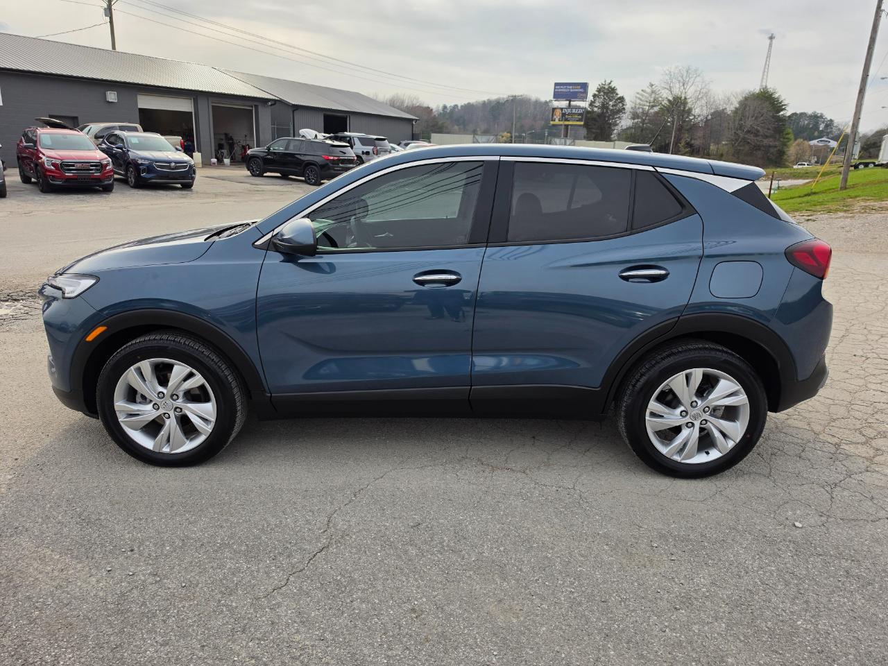 Buick Encore GX FWD 4dr Preferred 2024