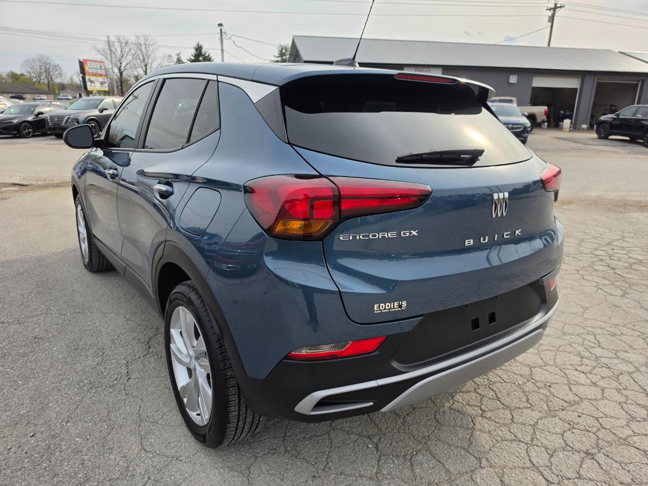 Buick Encore GX FWD 4dr Preferred 2024