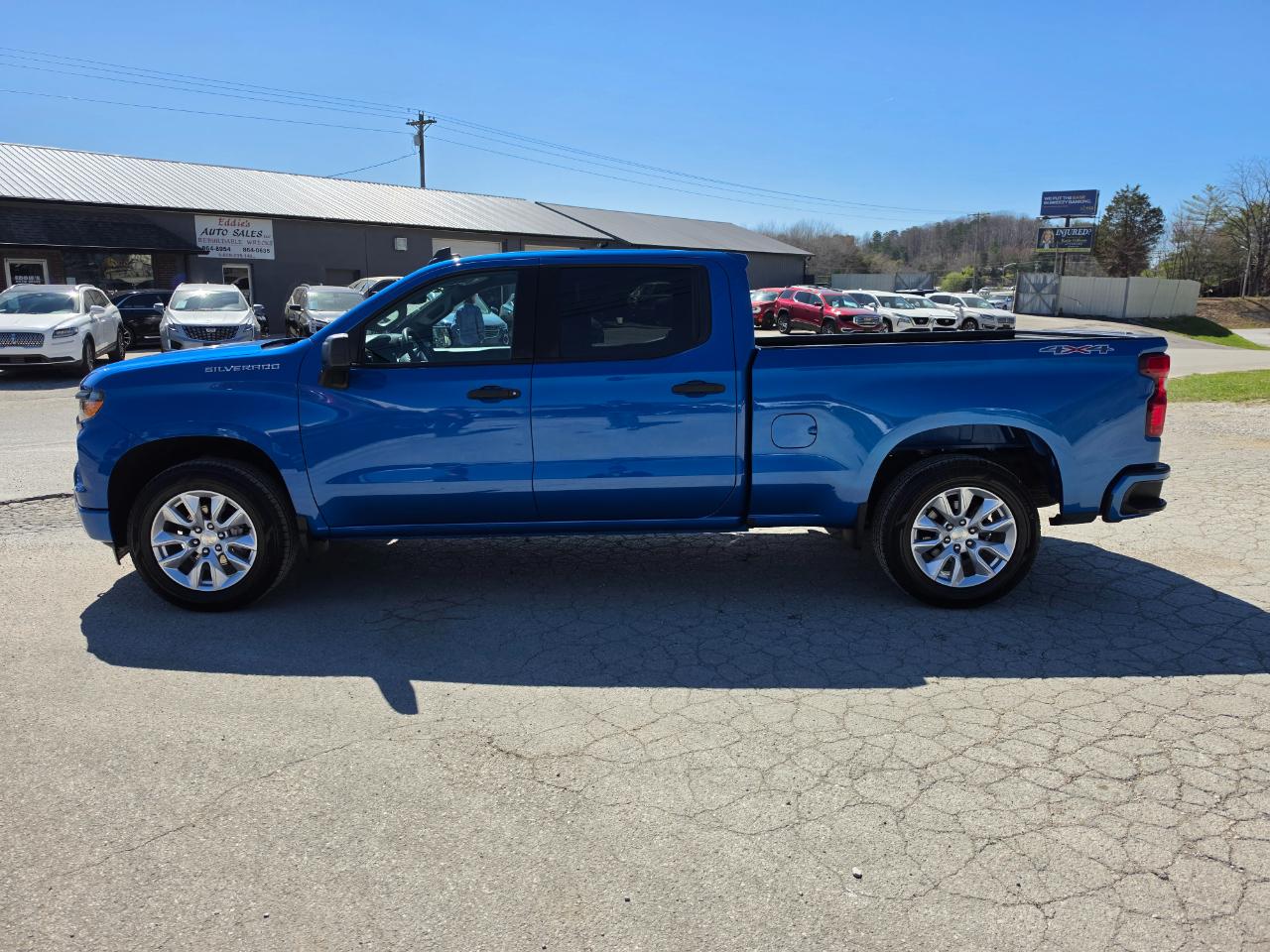 Chevrolet Silverado 1500 4WD Crew Cab 157" Custom 2022