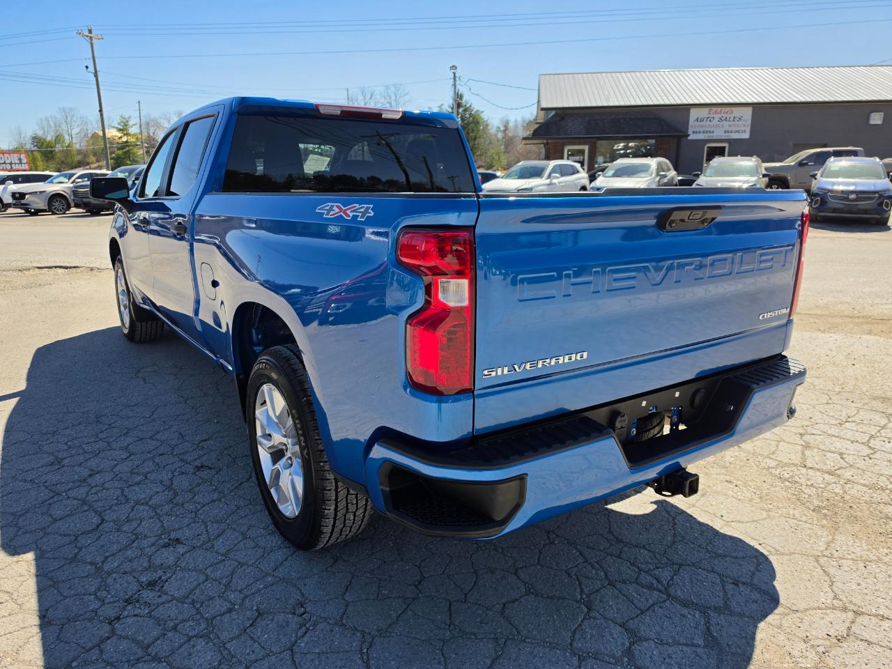 Chevrolet Silverado 1500 4WD Crew Cab 157" Custom 2022