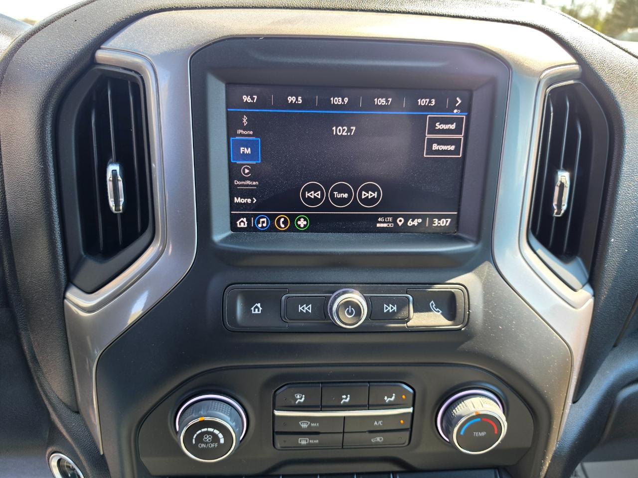 Chevrolet Silverado 1500 4WD Crew Cab 157" Custom 2022