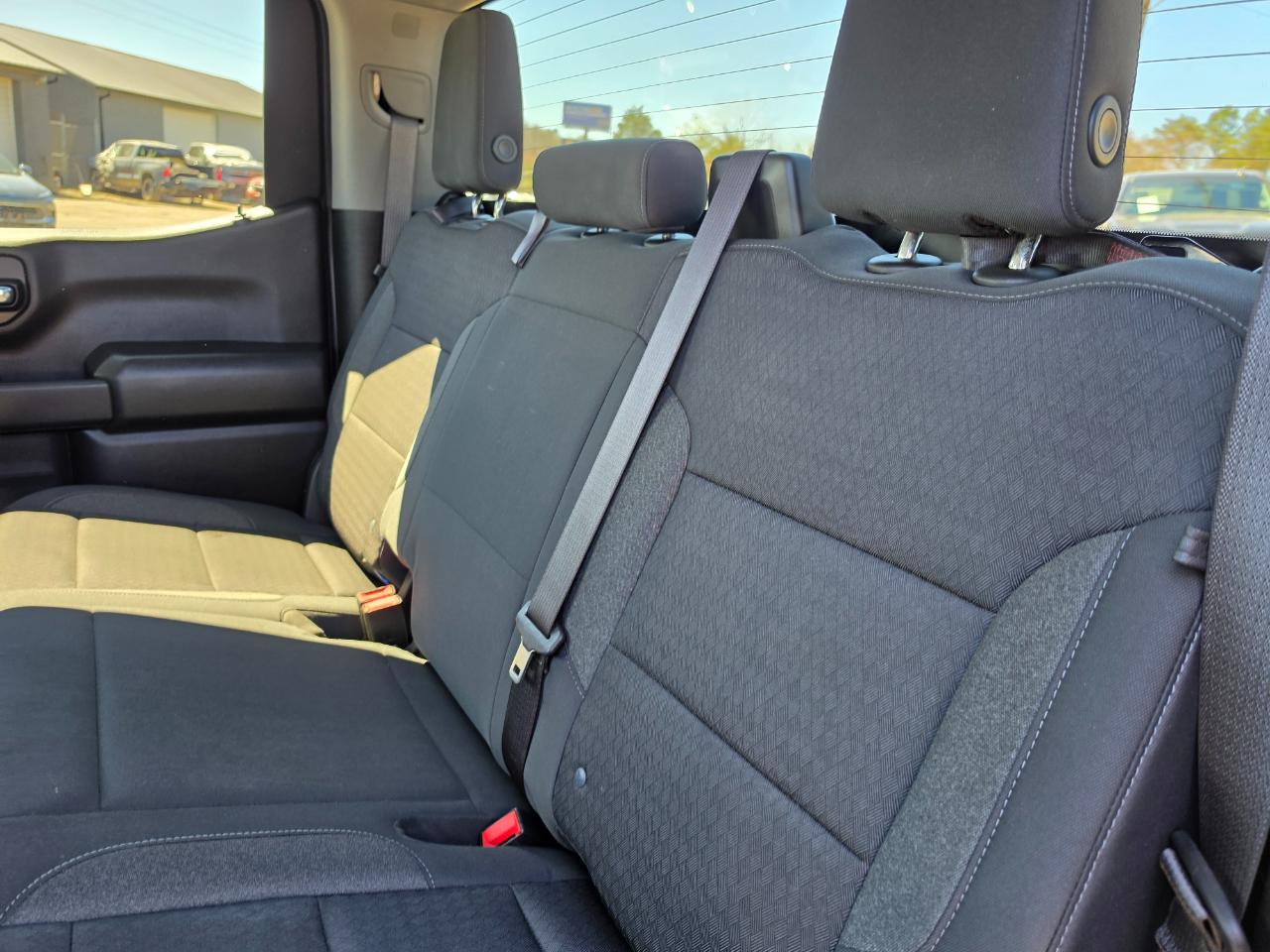 Chevrolet Silverado 1500 4WD Crew Cab 157" Custom 2022