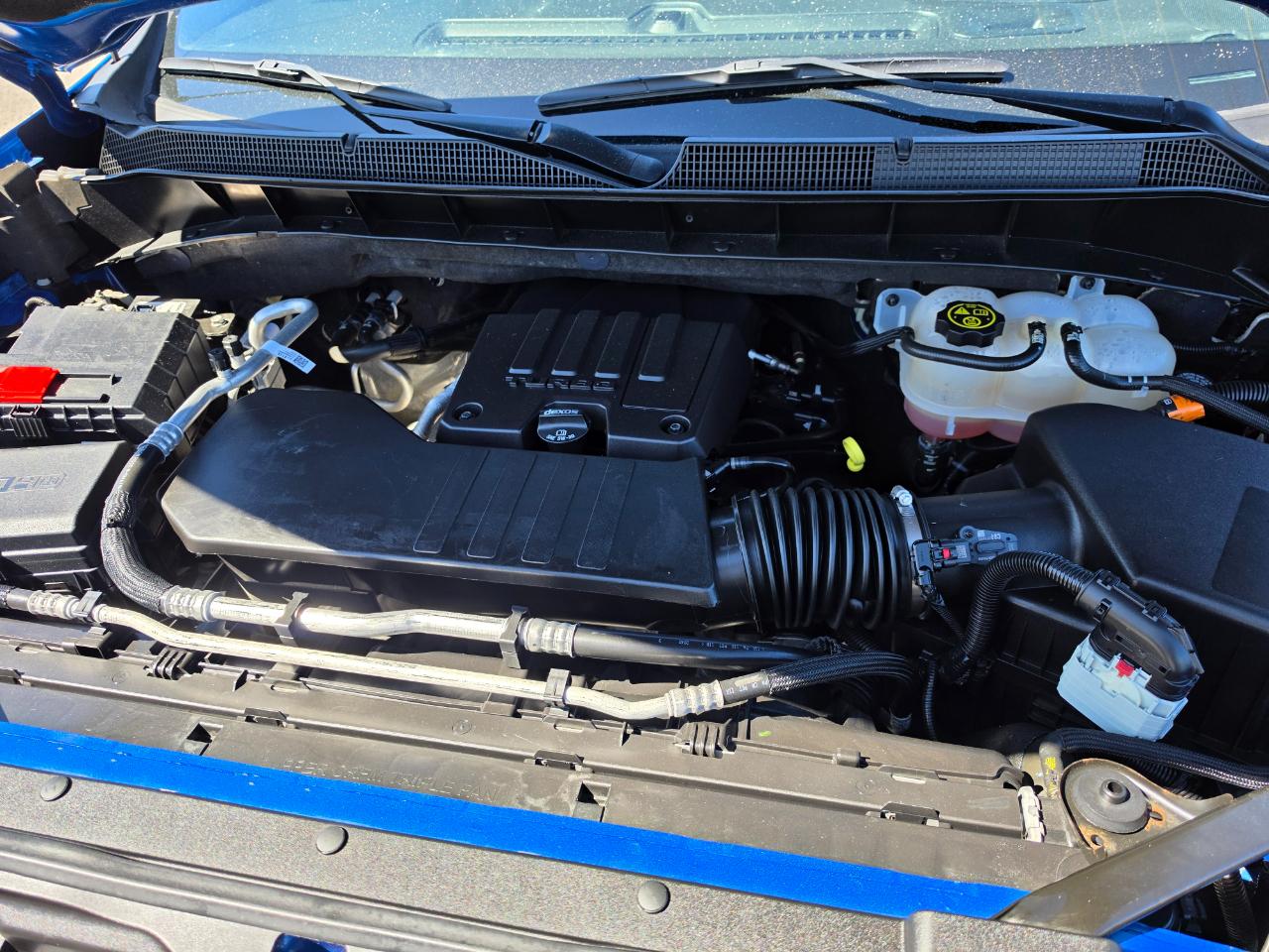 Chevrolet Silverado 1500 4WD Crew Cab 157" Custom 2022