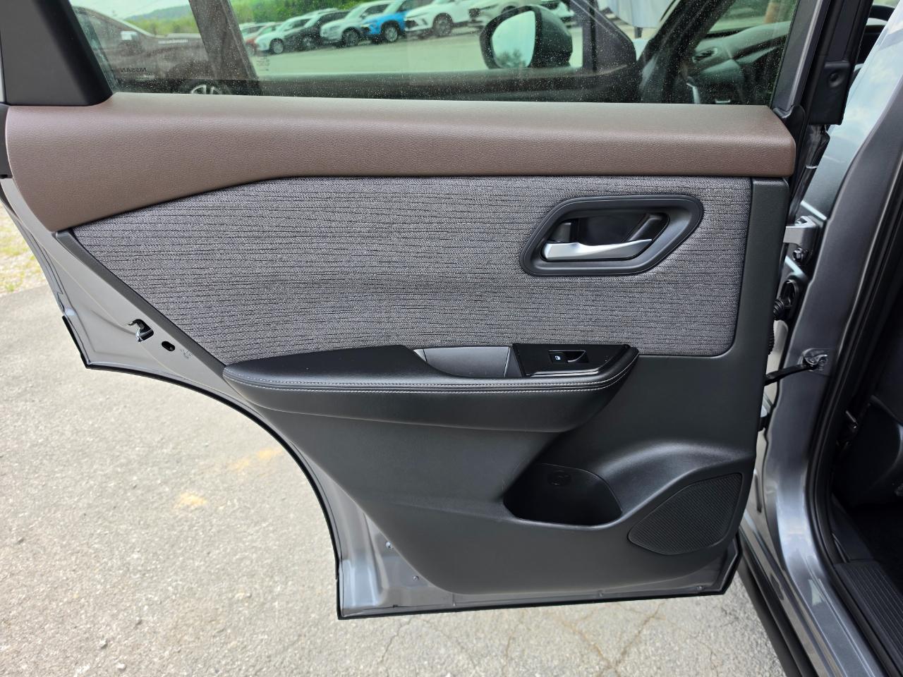 Nissan Rogue AWD SV 2023