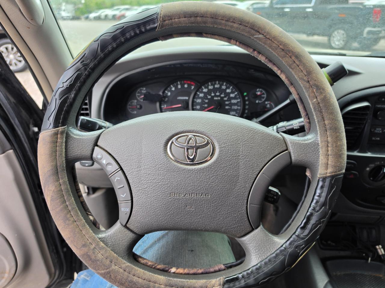 Toyota Tundra DoubleCab V8 SR5 4WD (Natl) 2005