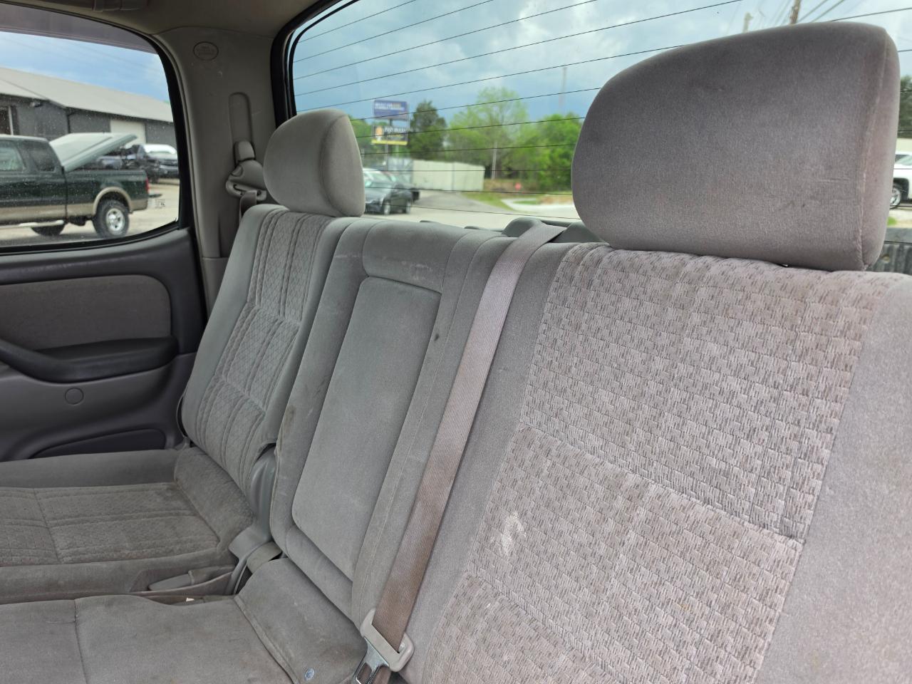 Toyota Tundra DoubleCab V8 SR5 4WD (Natl) 2005