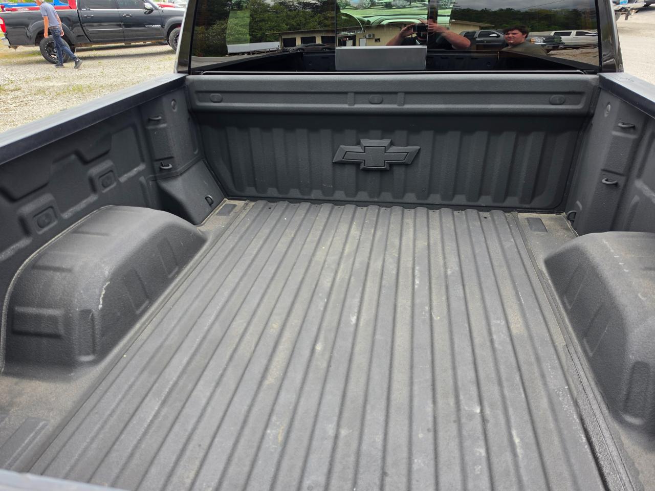 Chevrolet Silverado 1500 4WD Crew Cab 147" LT 2019