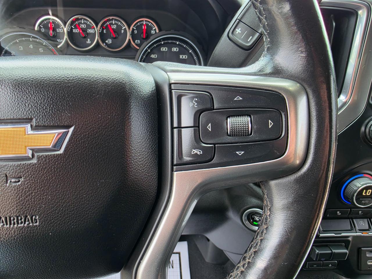 Chevrolet Silverado 1500 4WD Crew Cab 147" LT 2019