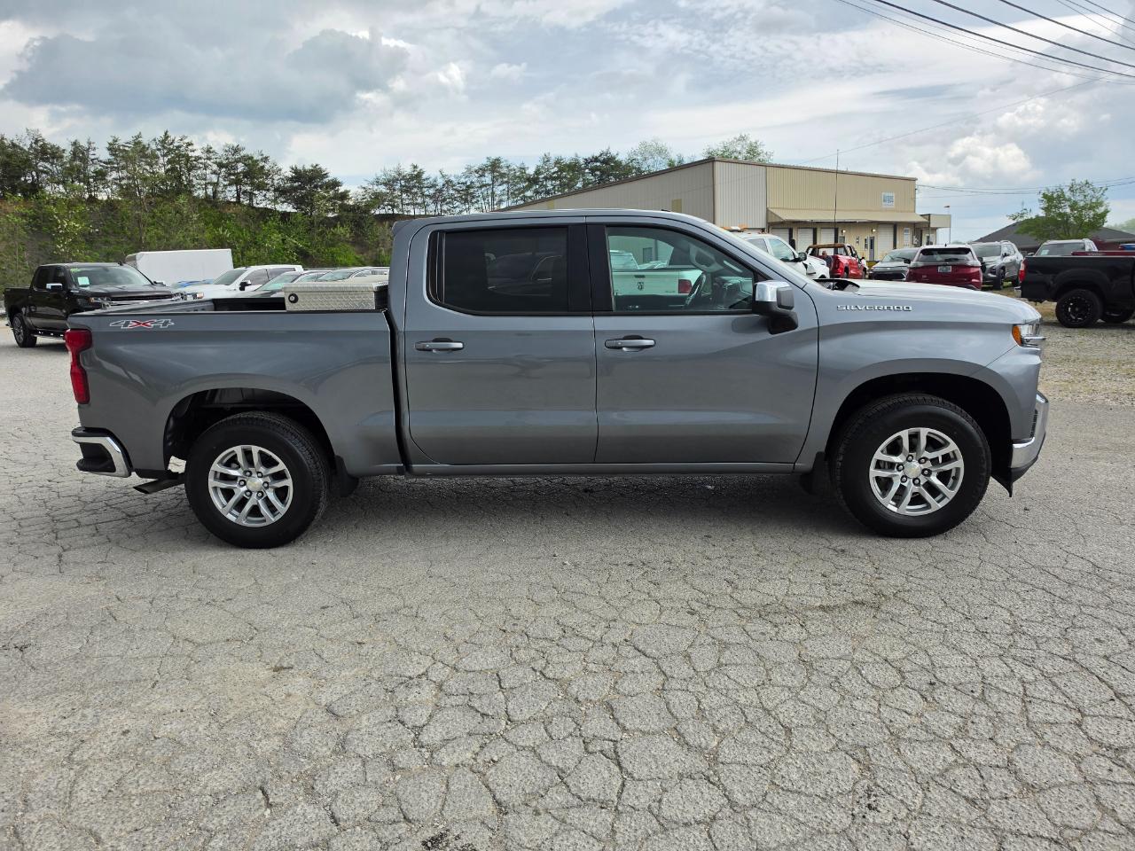 Chevrolet Silverado 1500 4WD Crew Cab 147" LT 2019