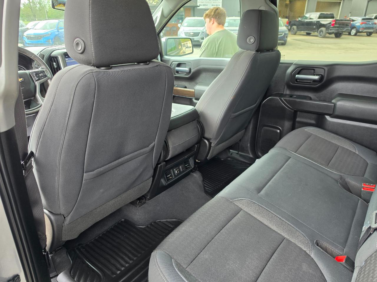 Chevrolet Silverado 1500 4WD Crew Cab 147" LT 2019