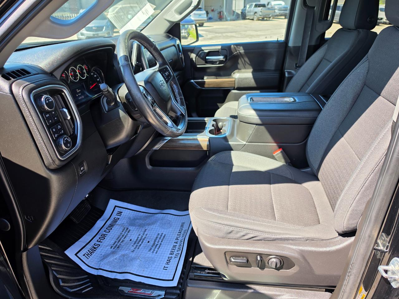 Chevrolet Silverado 1500 4WD Crew Cab 147" LT Trail Boss 2021