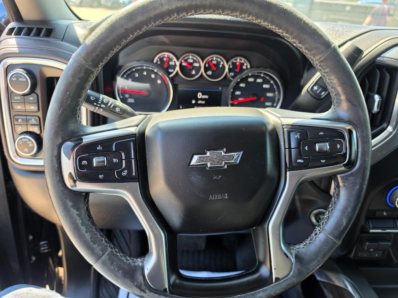 Chevrolet Silverado 1500 4WD Crew Cab 147" LT Trail Boss 2021