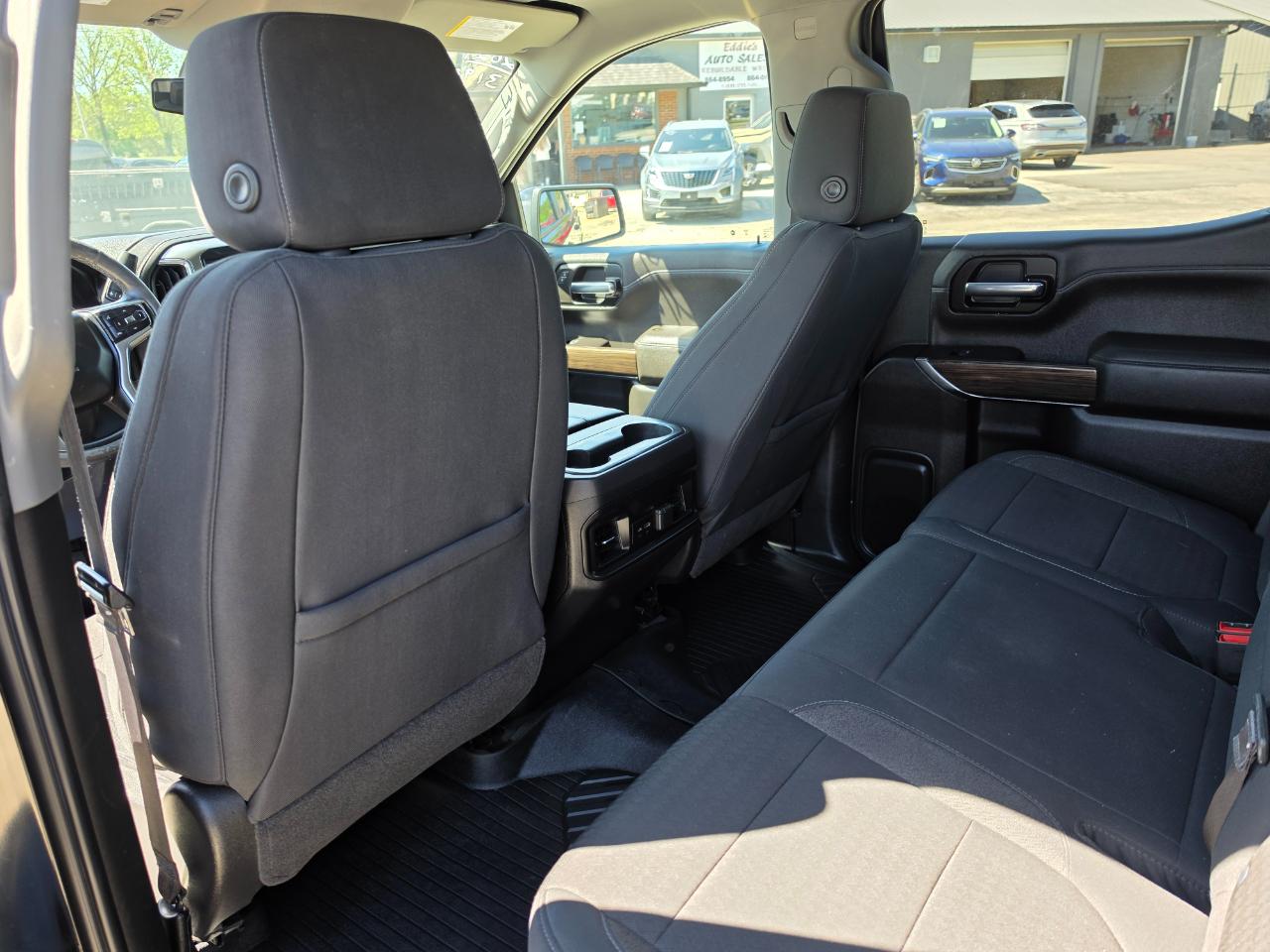 Chevrolet Silverado 1500 4WD Crew Cab 147" LT Trail Boss 2021