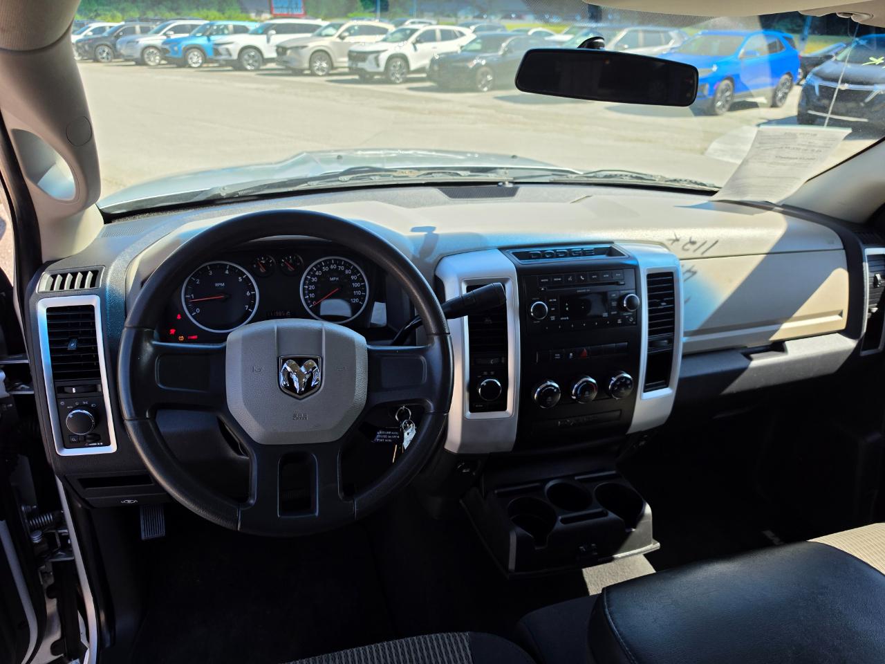 RAM 1500 4WD Quad Cab 140.5" ST 2011