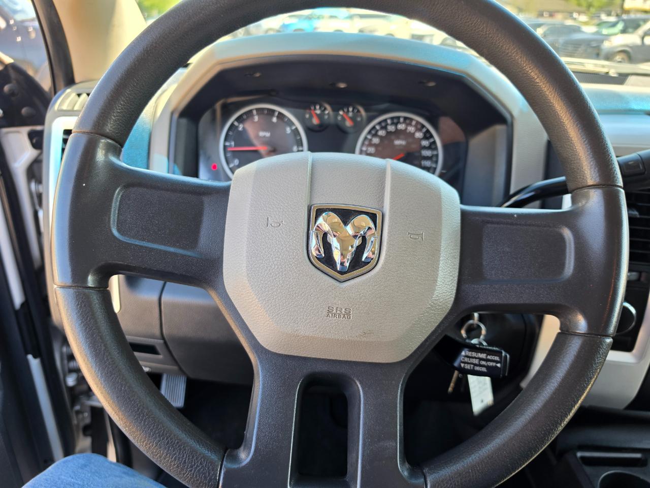 RAM 1500 4WD Quad Cab 140.5" ST 2011
