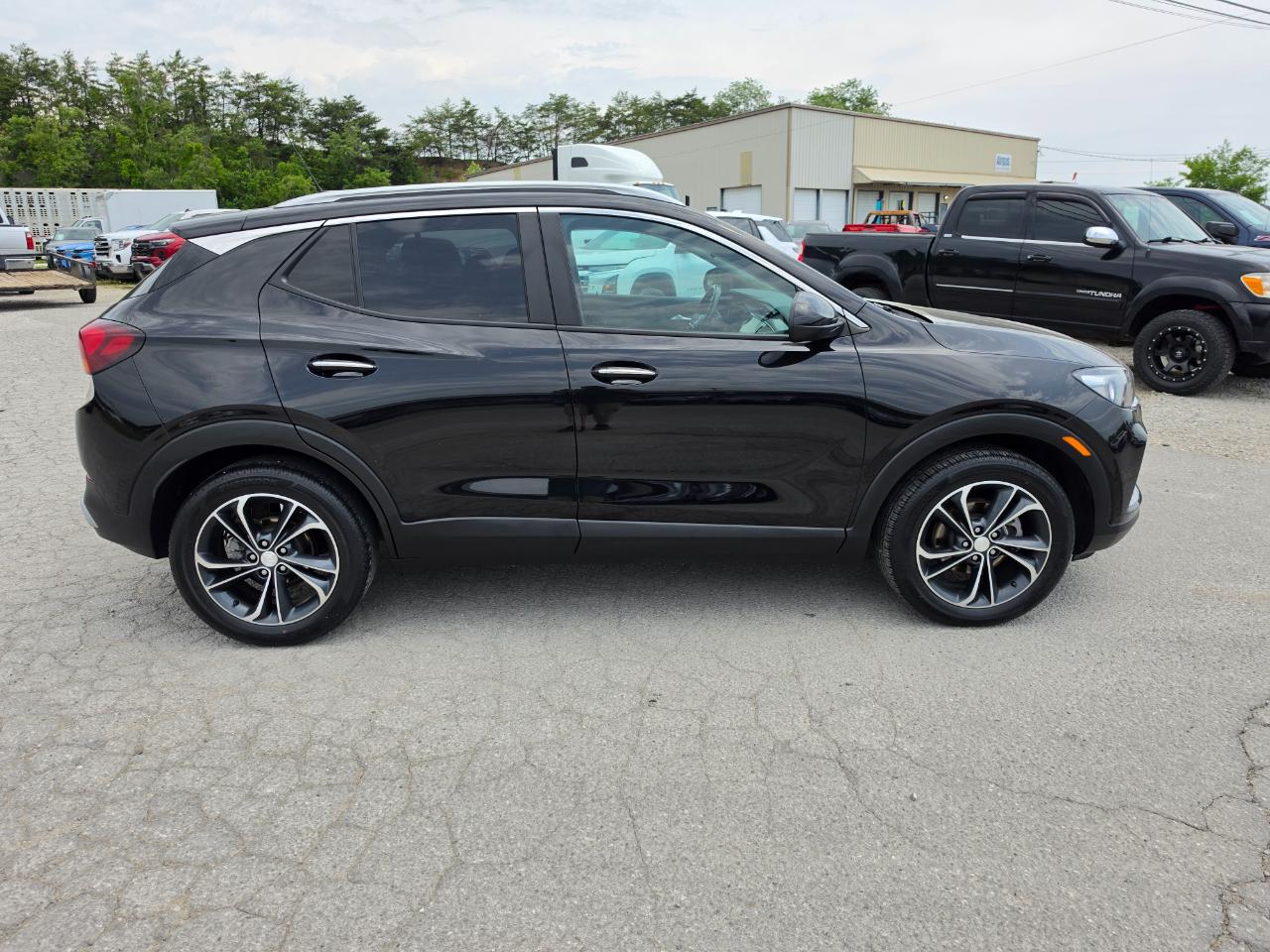 Buick Encore GX FWD 4dr Select 2023