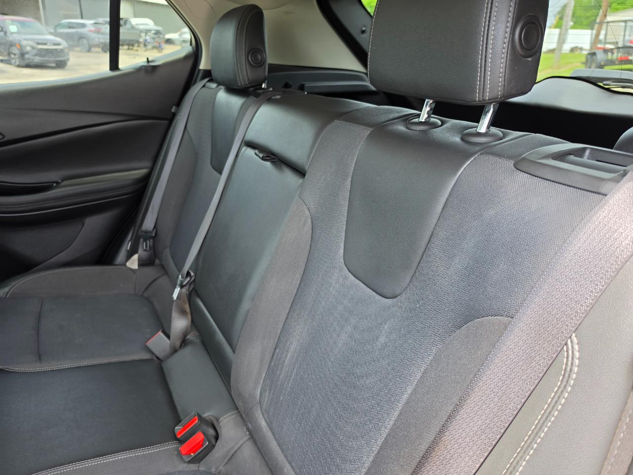 Buick Encore GX FWD 4dr Select 2023