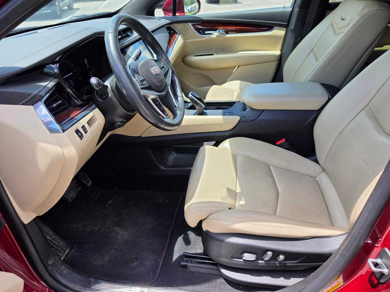 Cadillac XT5 FWD 4dr Luxury 2017