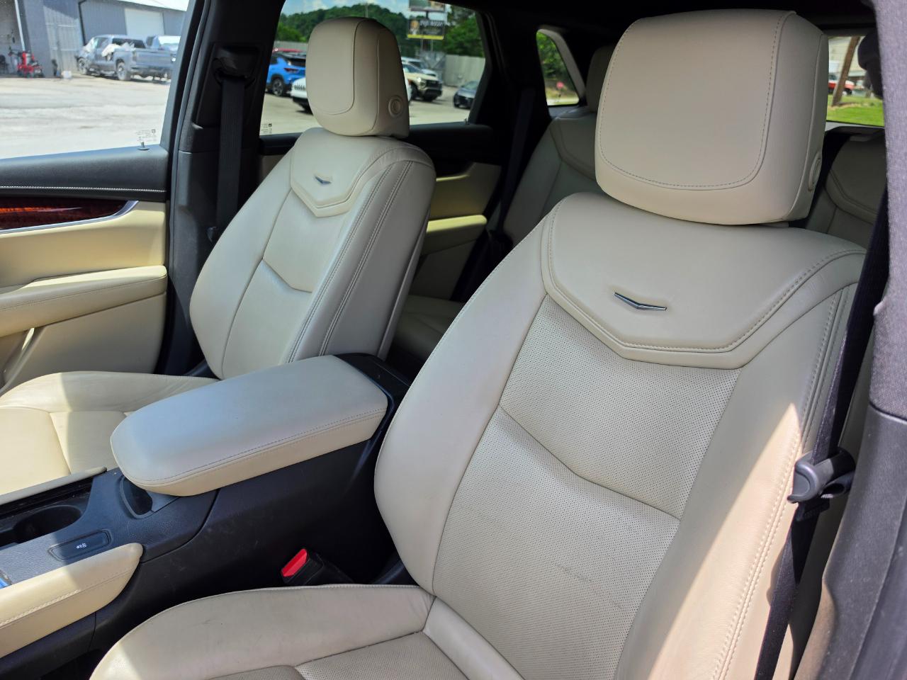 Cadillac XT5 FWD 4dr Luxury 2017