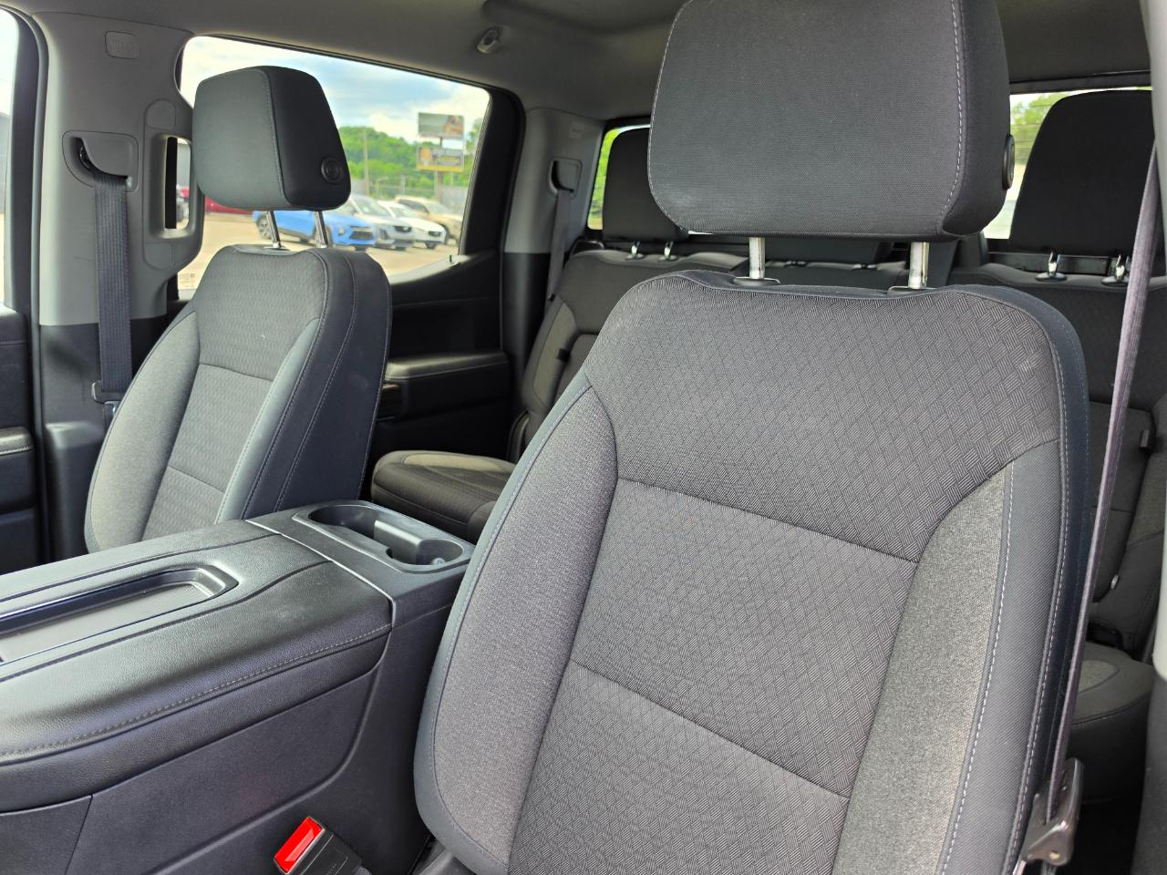 Chevrolet Silverado 1500 4WD Crew Cab 147" RST 2019
