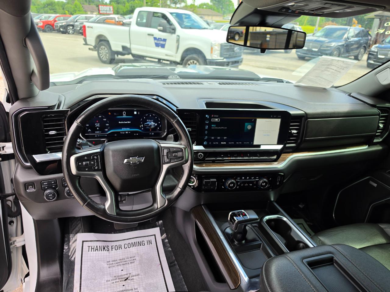 Chevrolet Silverado 1500 4WD Crew Cab 147" LT Trail Boss 2022