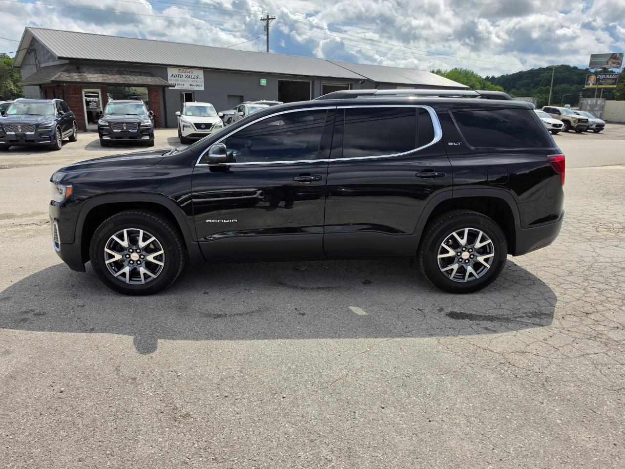 GMC Acadia FWD 4dr SLT 2023