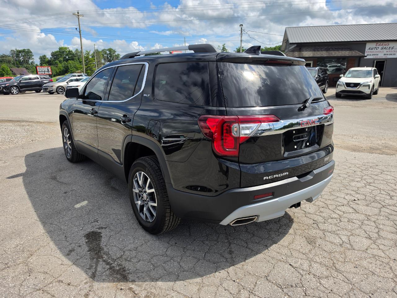 GMC Acadia FWD 4dr SLT 2023