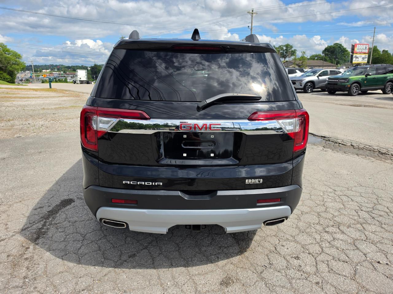 GMC Acadia FWD 4dr SLT 2023