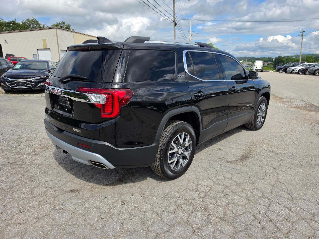 GMC Acadia FWD 4dr SLT 2023