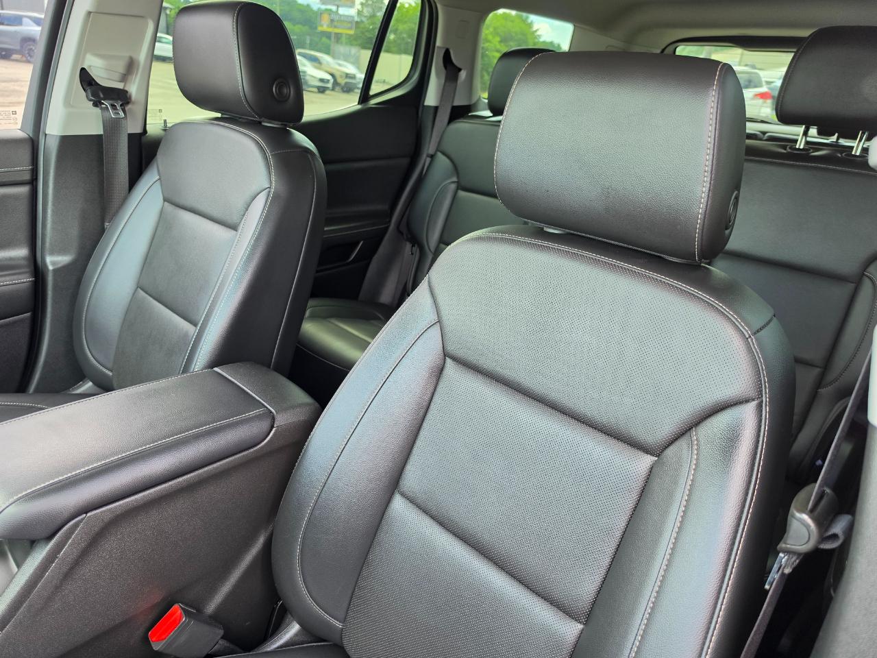 GMC Acadia FWD 4dr SLT 2023