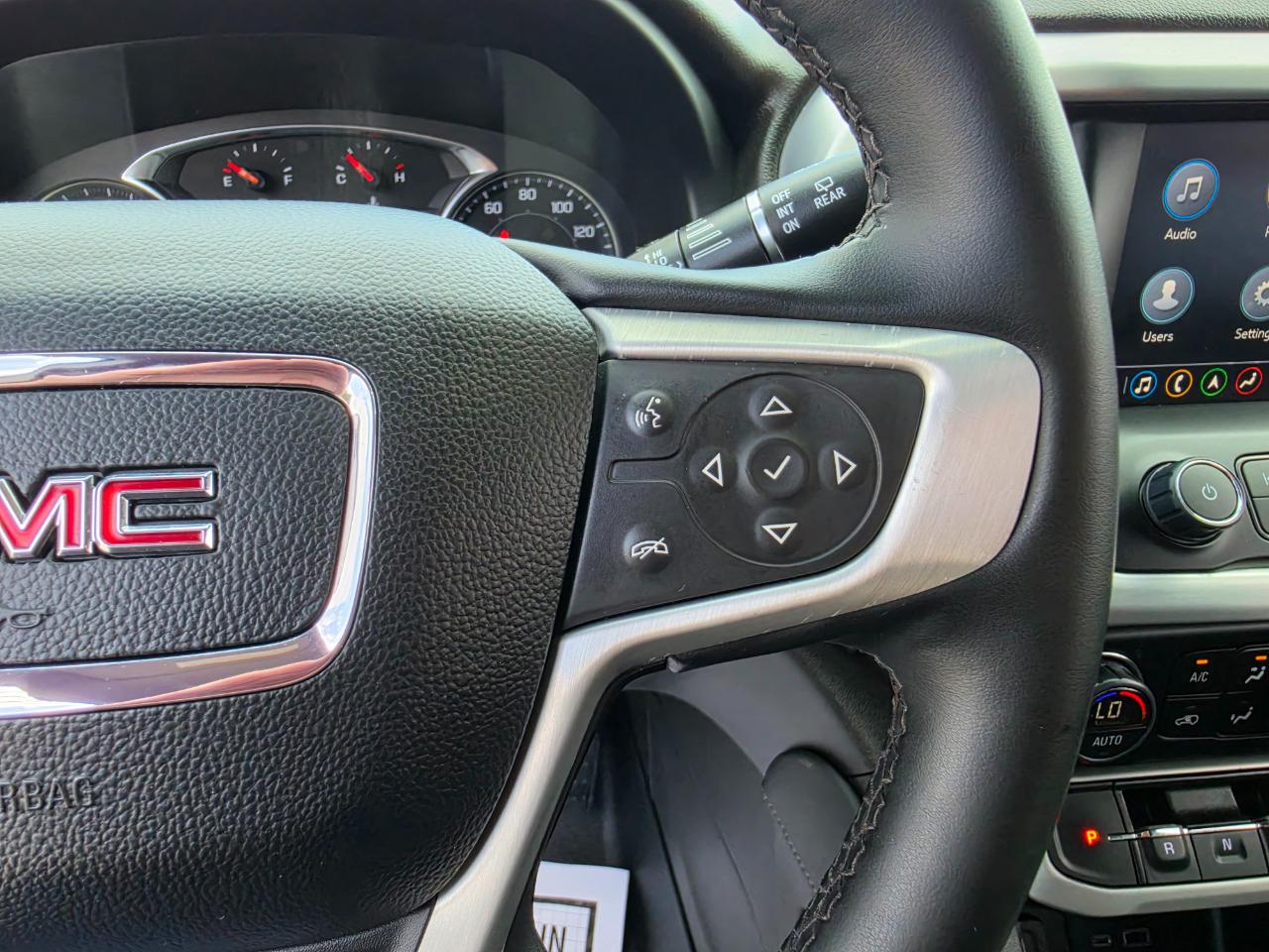 GMC Acadia FWD 4dr SLT 2023