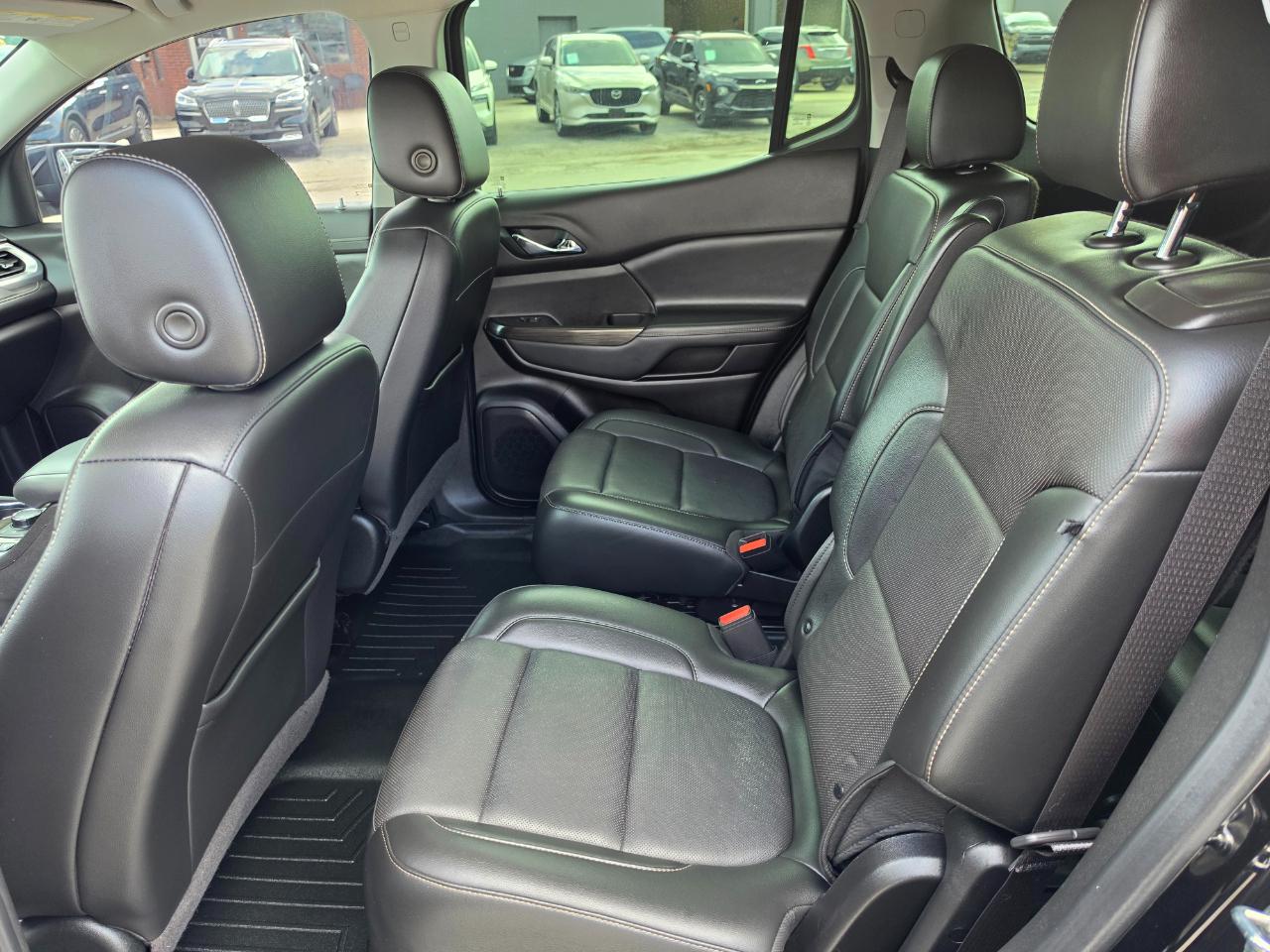GMC Acadia FWD 4dr SLT 2023