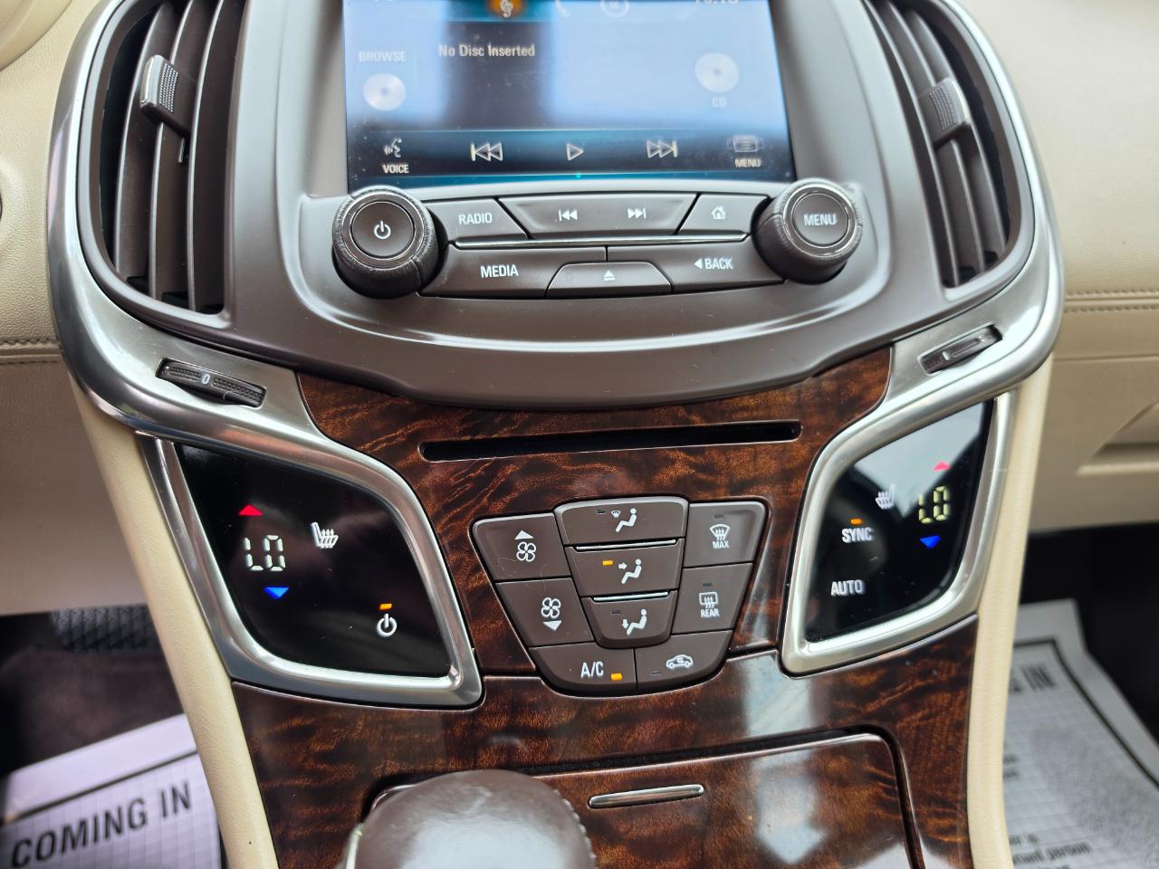 Buick LaCrosse 4dr Sdn Leather FWD 2014