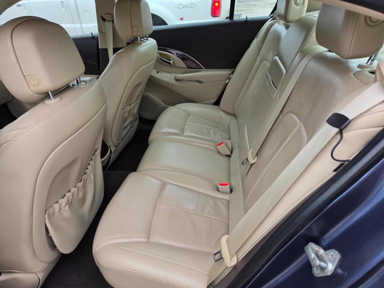 Buick LaCrosse 4dr Sdn Leather FWD 2014