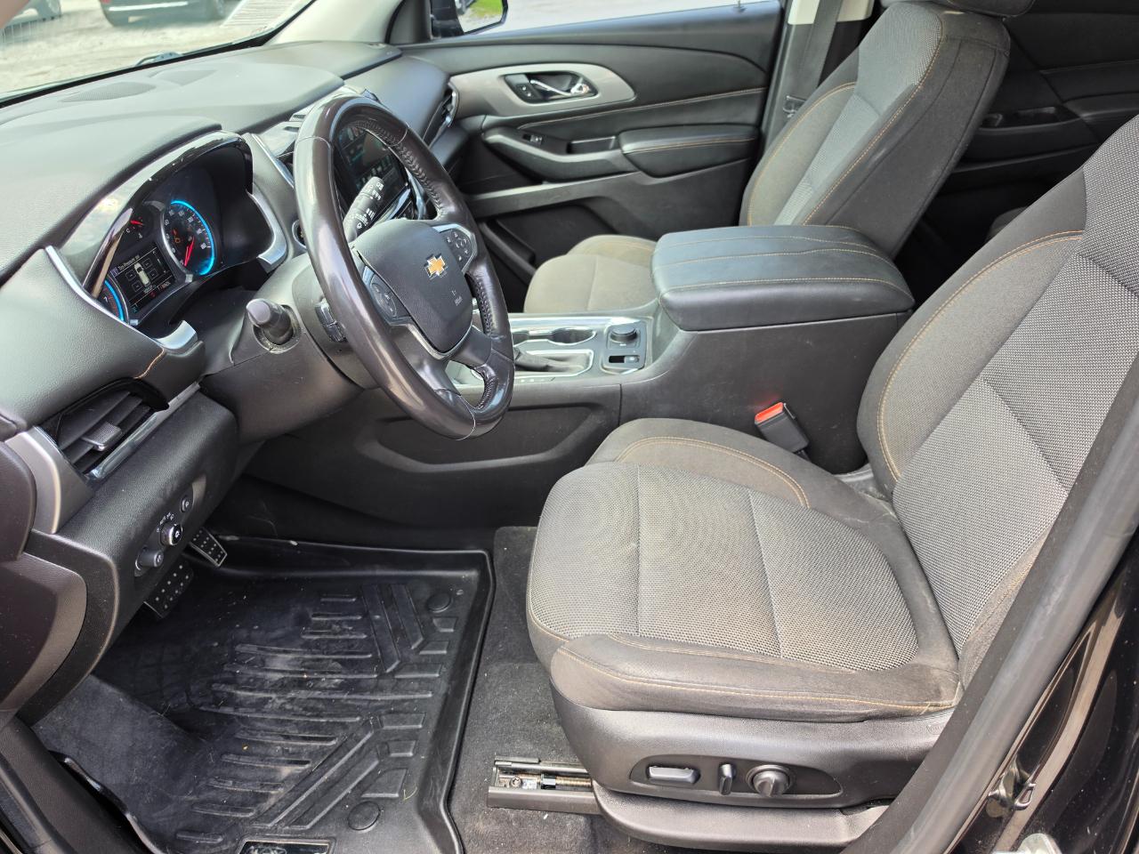 Chevrolet Traverse FWD 4dr LT Cloth w/1LT 2018