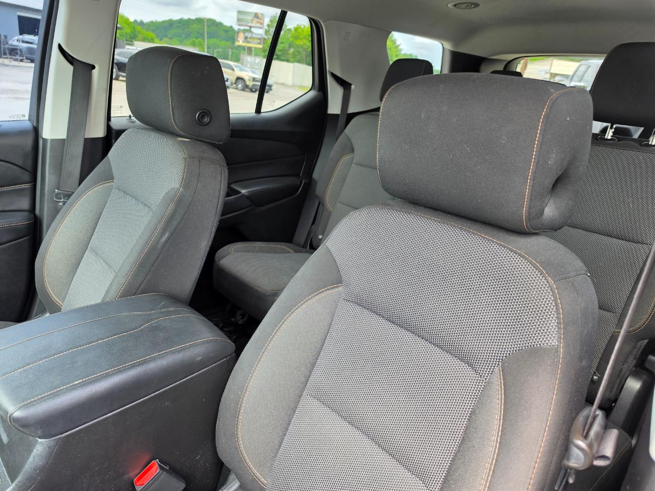 Chevrolet Traverse FWD 4dr LT Cloth w/1LT 2018