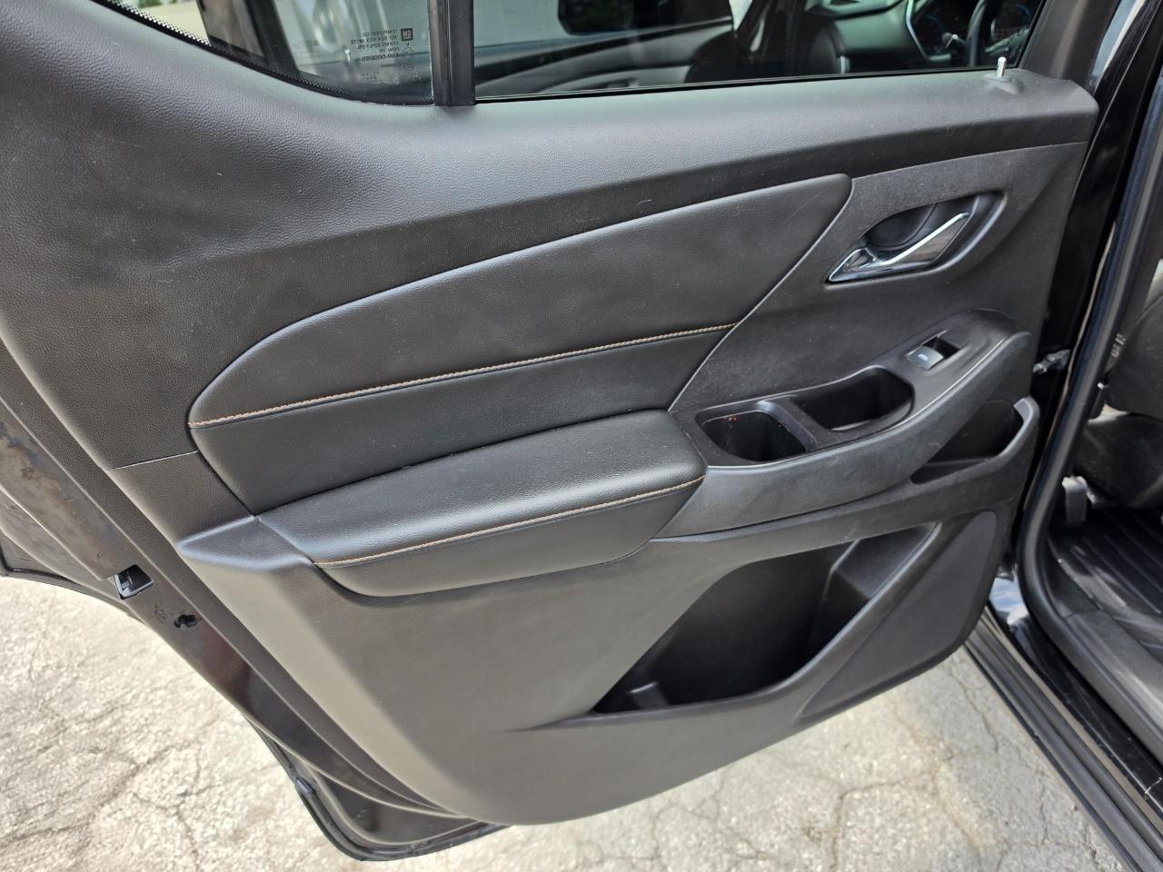 Chevrolet Traverse FWD 4dr LT Cloth w/1LT 2018