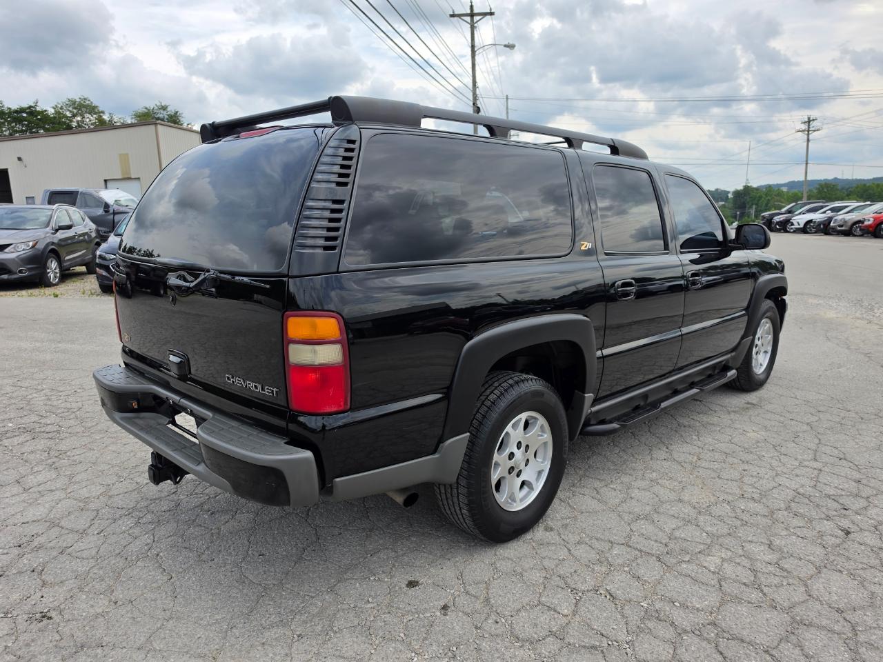 Chevrolet Suburban 4dr 1500 4WD Z71 2002
